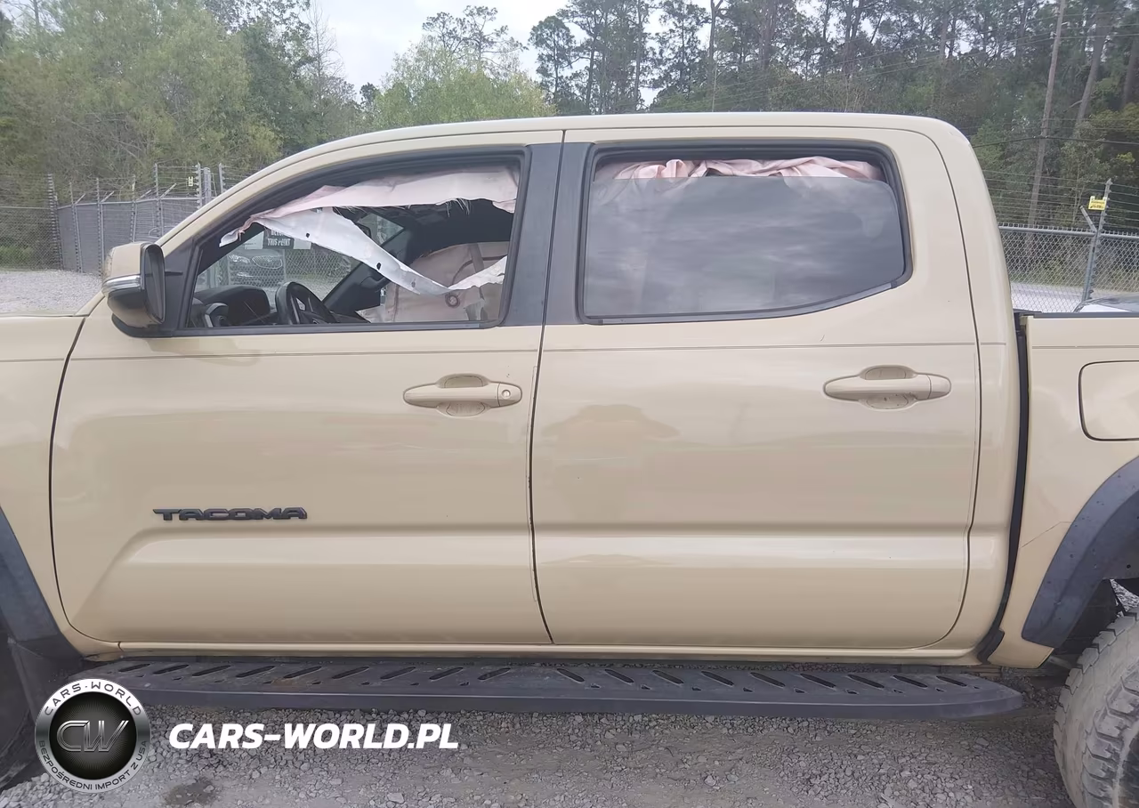 2018 Toyota Tacoma Trd Off Road VIN:5TFCZ5AN8JX146066 - 15