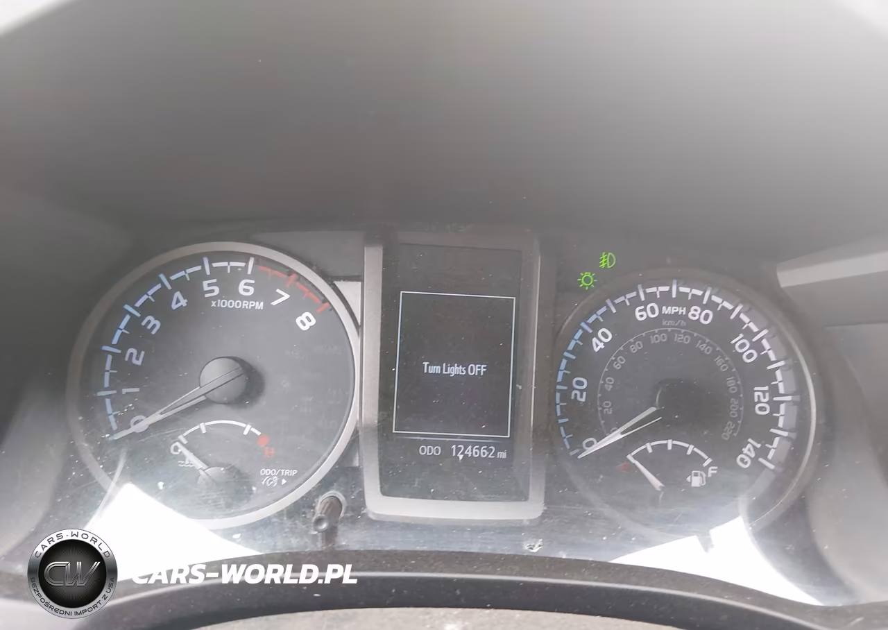 2018 Toyota Tacoma Trd Off Road VIN:5TFCZ5AN8JX146066 - 7