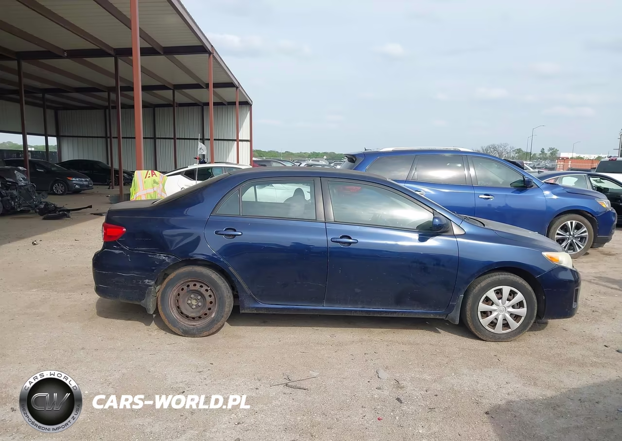 2011 Toyota Corolla Le VIN:JTDBU4EE4B9151219 - 13