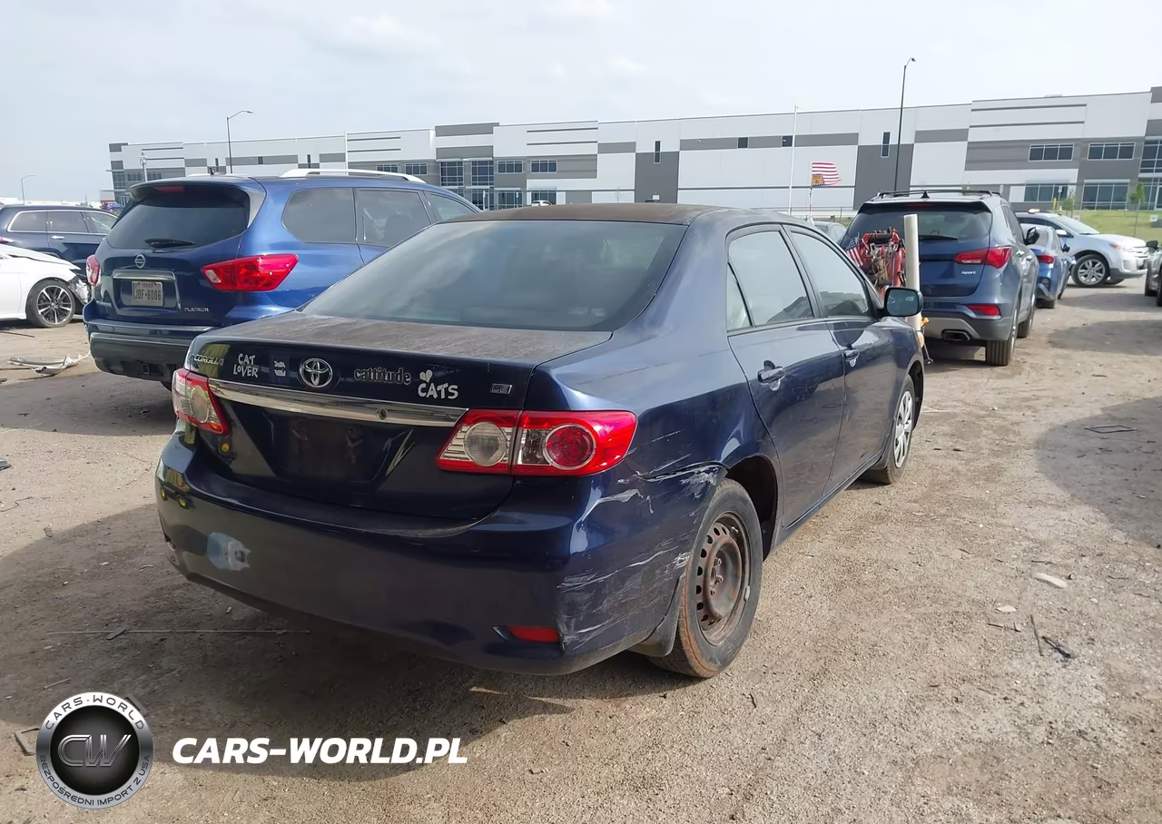 2011 Toyota Corolla Le VIN:JTDBU4EE4B9151219 - 4