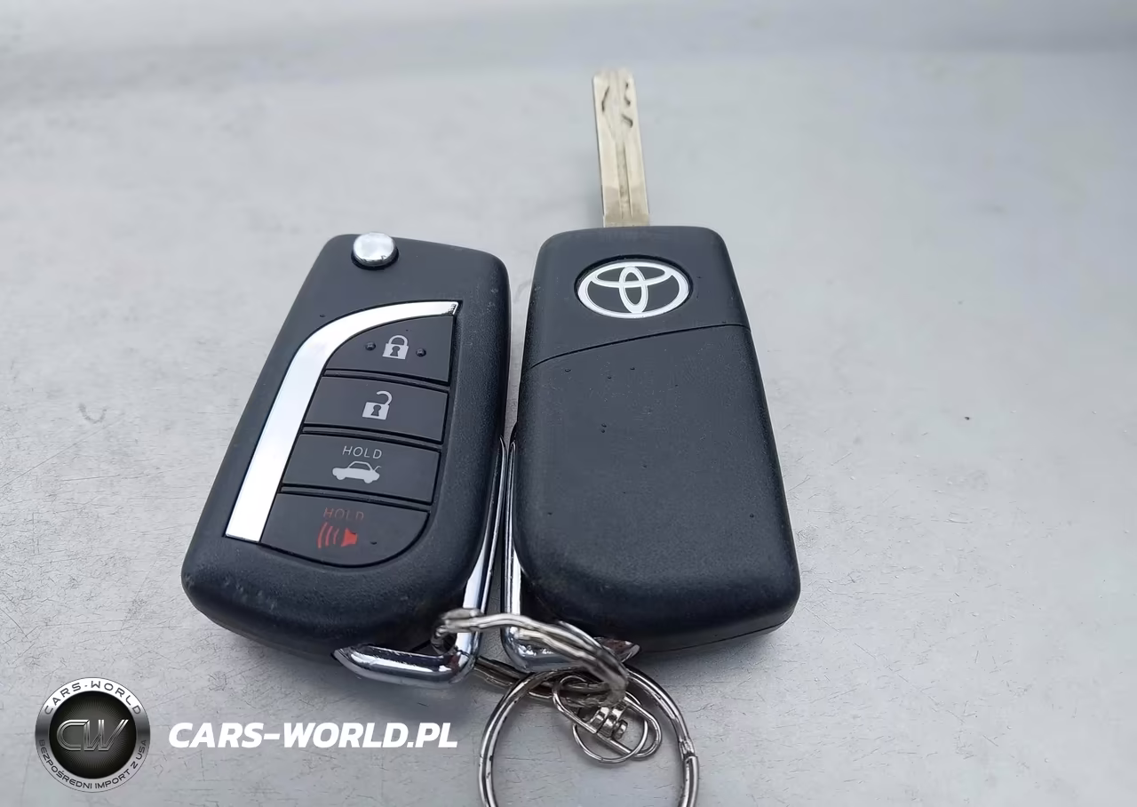2020 Toyota Corolla Le VIN:JTDEPRAE7LJ075194 - 11