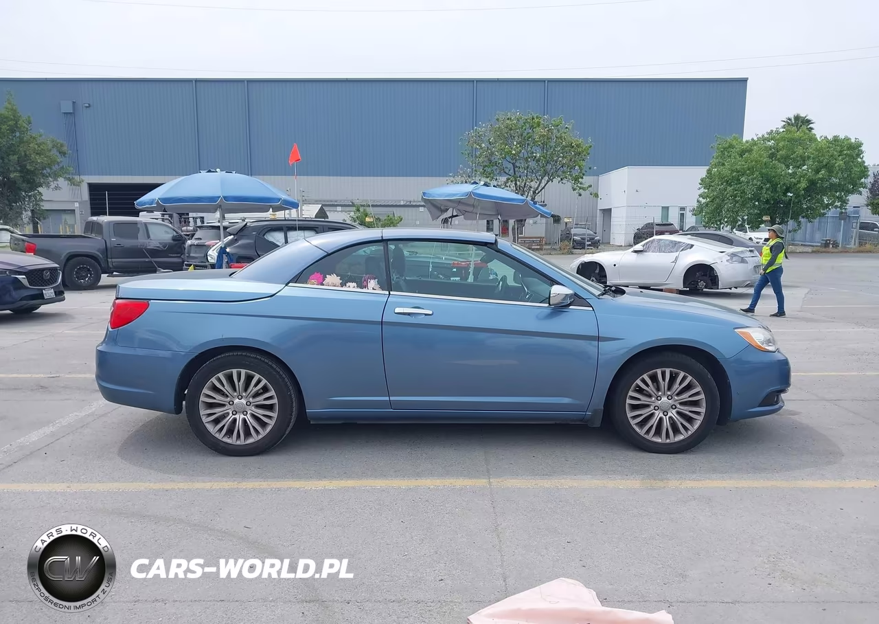 2011 Chrysler 200 Limited VIN:1C3BC7EG6BN616052 - 13