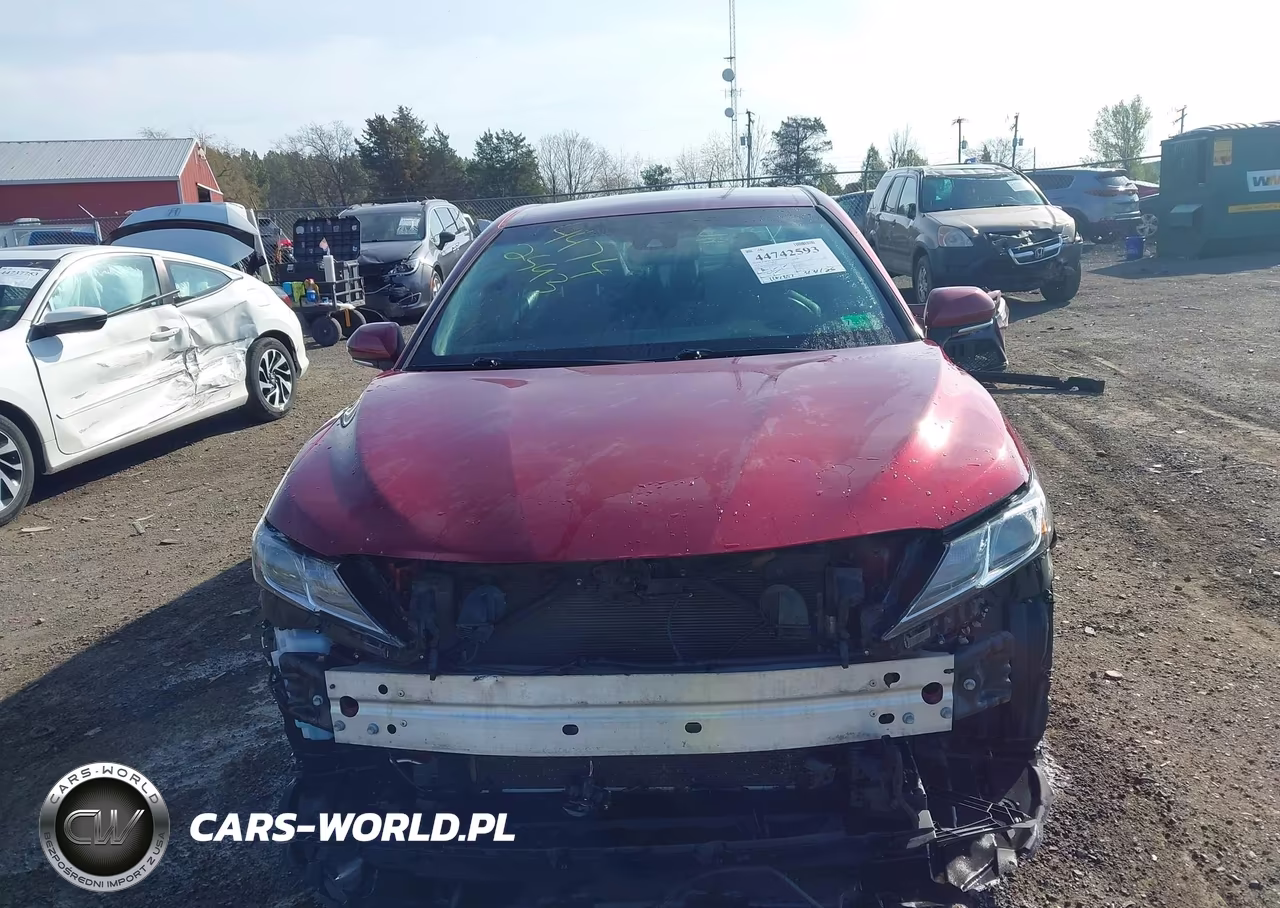 2018 Toyota Camry Se VIN:4T1B11HK2JU659057 - 13