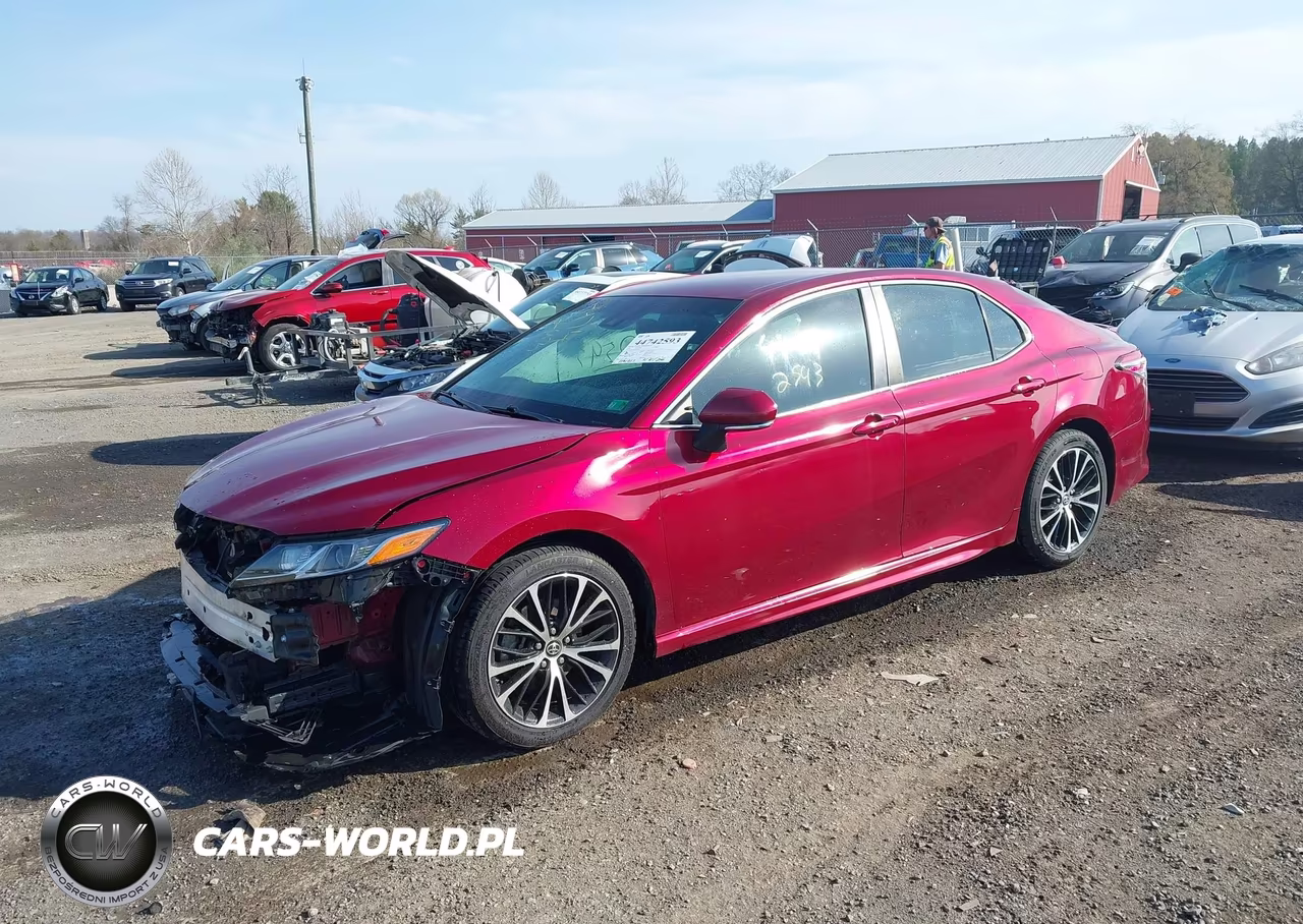 2018 Toyota Camry Se VIN:4T1B11HK2JU659057 - 2