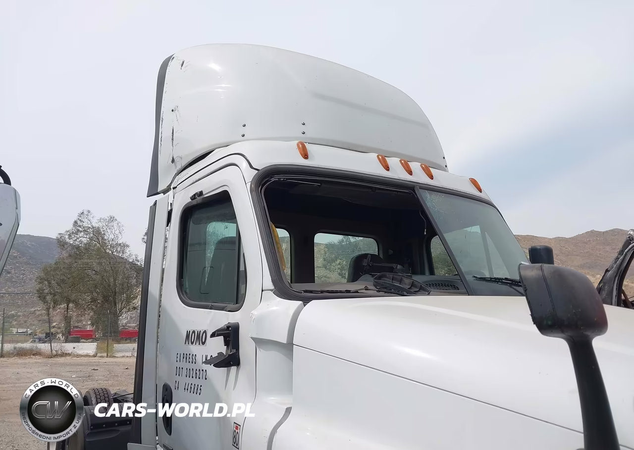 2017 Freightliner Cascadia 125 VIN:3AKJGEDR5HSHE1305 - 11