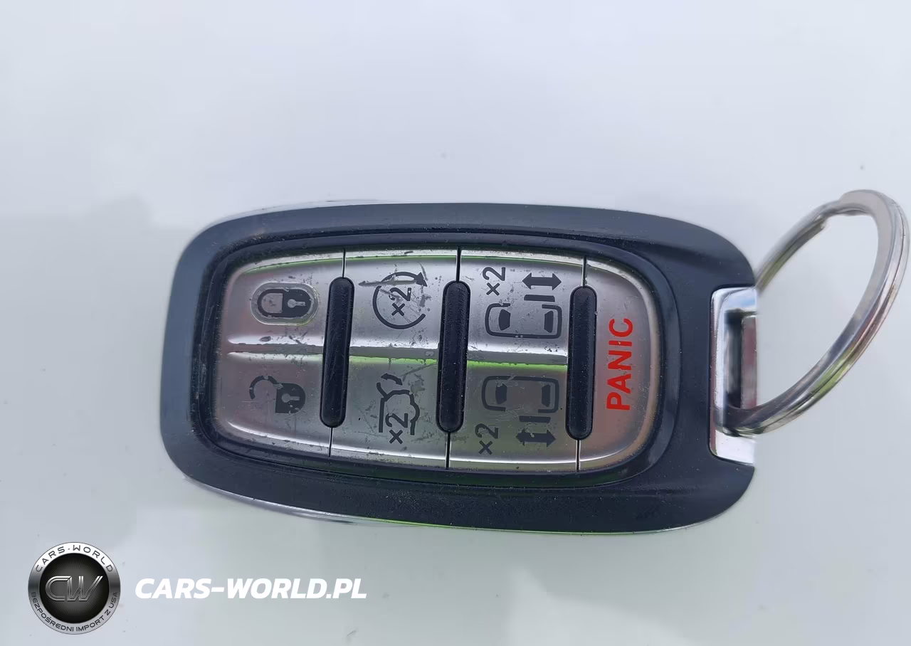 2021 Chrysler Pacifica Touring L VIN:2C4RC1BG0MR590954 - 11