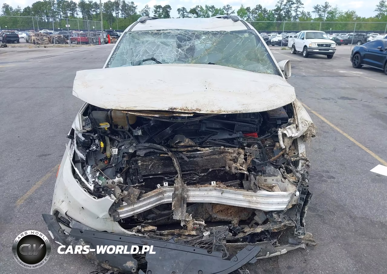 2021 Chrysler Pacifica Touring L VIN:2C4RC1BG0MR590954 - 13