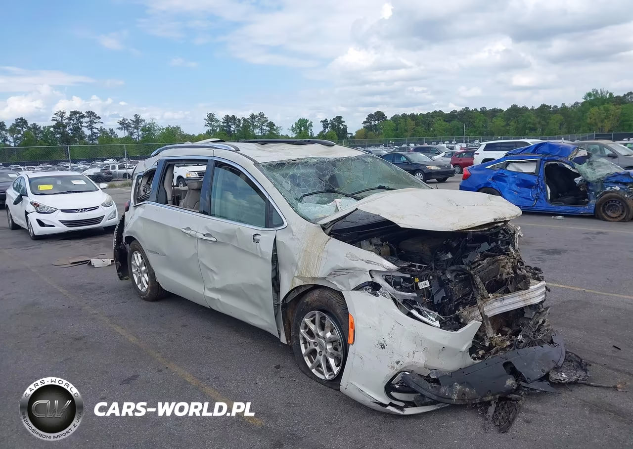 2021 Chrysler Pacifica Touring L VIN:2C4RC1BG0MR590954 - 6