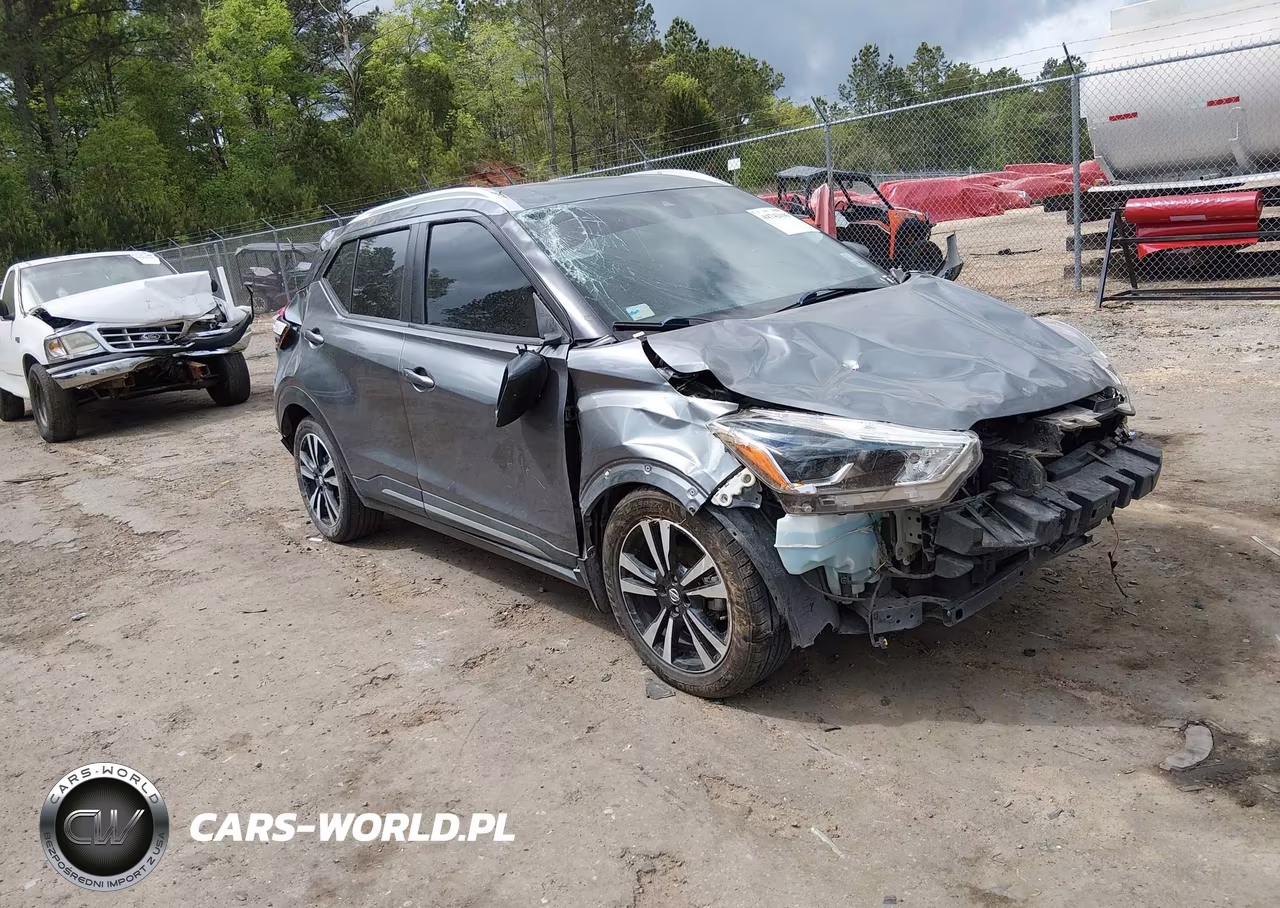 2020 Nissan Kicks Sr Xtronic Cvt