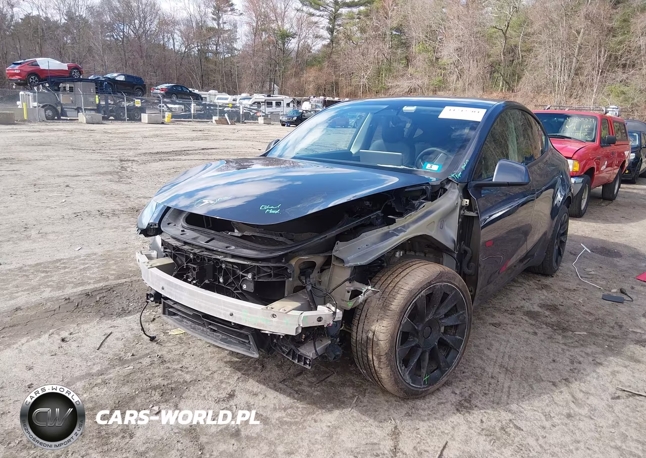 2021 Tesla Model Y Long Range Dual Motor All-Wheel Drive VIN:5YJYGDEE3MF184528 - 2