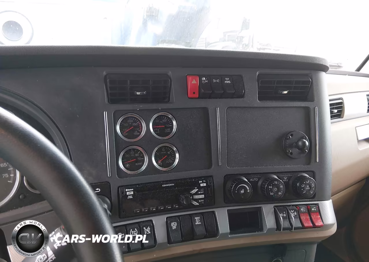 2021 Kenworth T680 VIN:1XKYDP9X8MJ438169 - 14