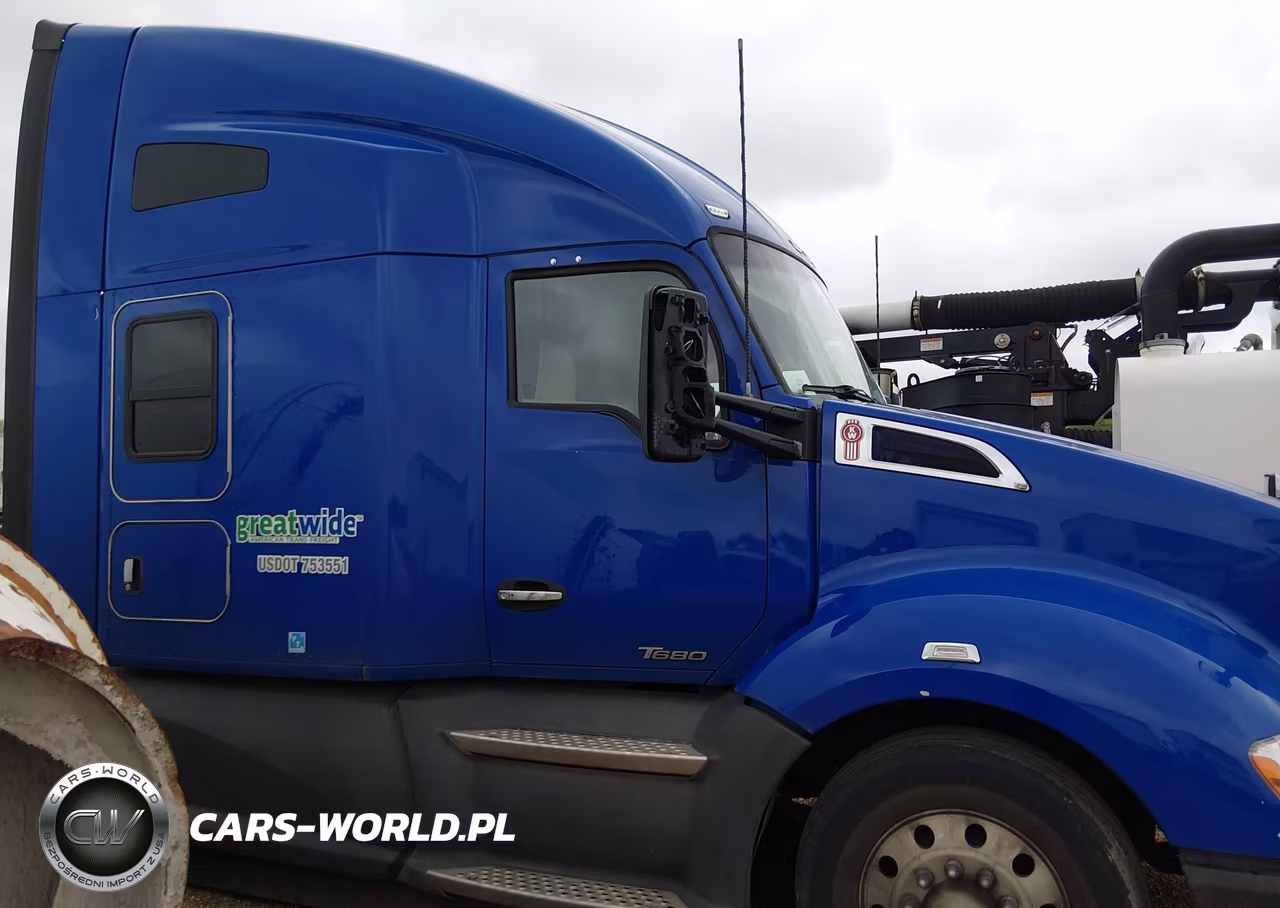 2021 Kenworth T680 VIN:1XKYDP9X8MJ438169 - 17
