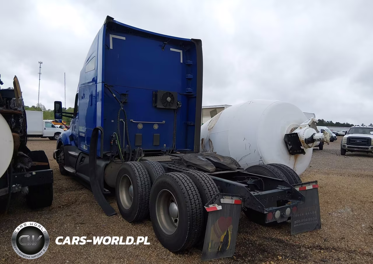2021 Kenworth T680 VIN:1XKYDP9X8MJ438169 - 3