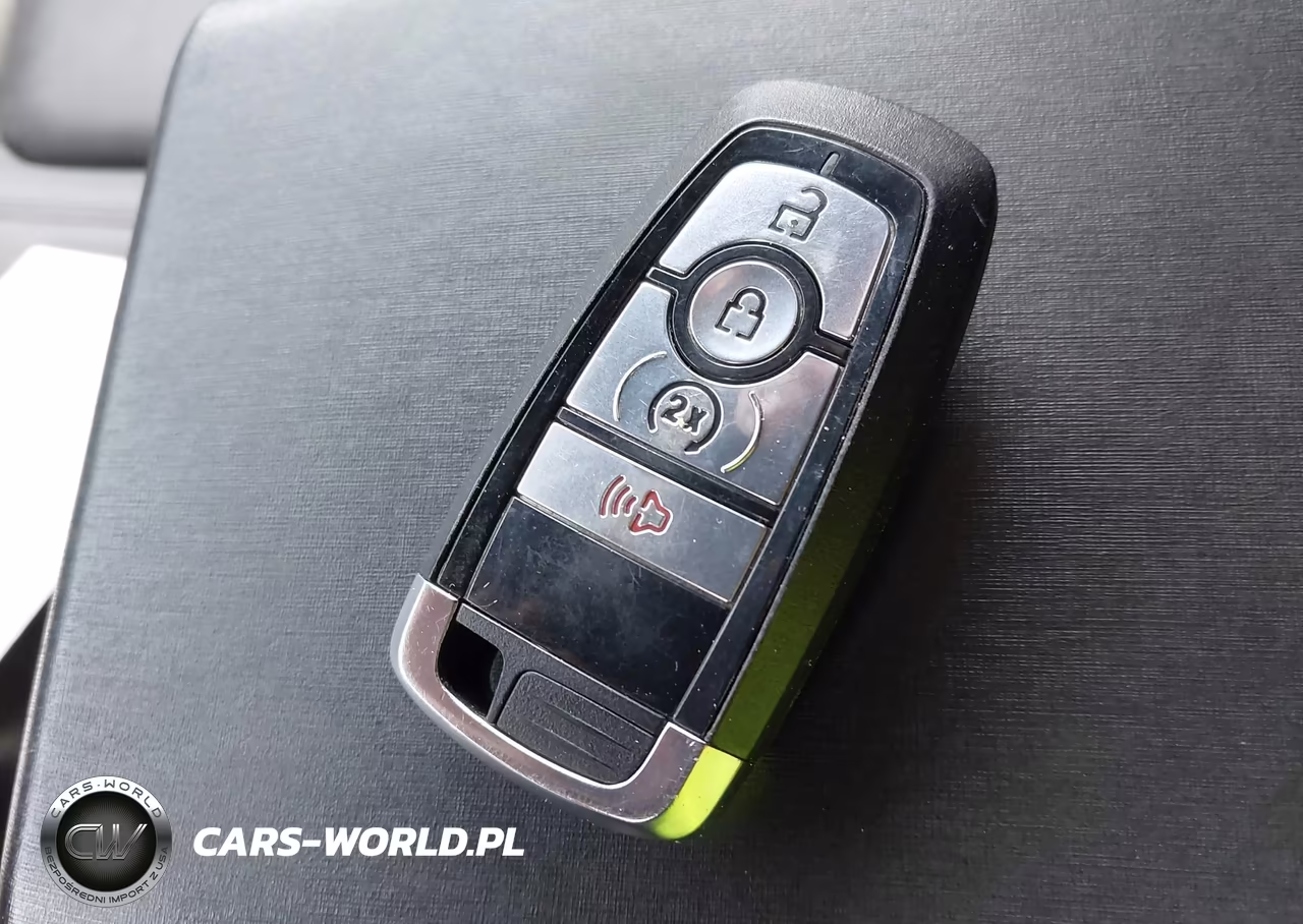 2023 Ford Bronco Black Diamond VIN:1FMEE5DP4PLC08222 - 11