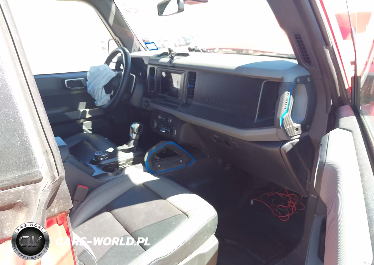 2023 Ford Bronco Black Diamond VIN:1FMEE5DP4PLC08222 - 5