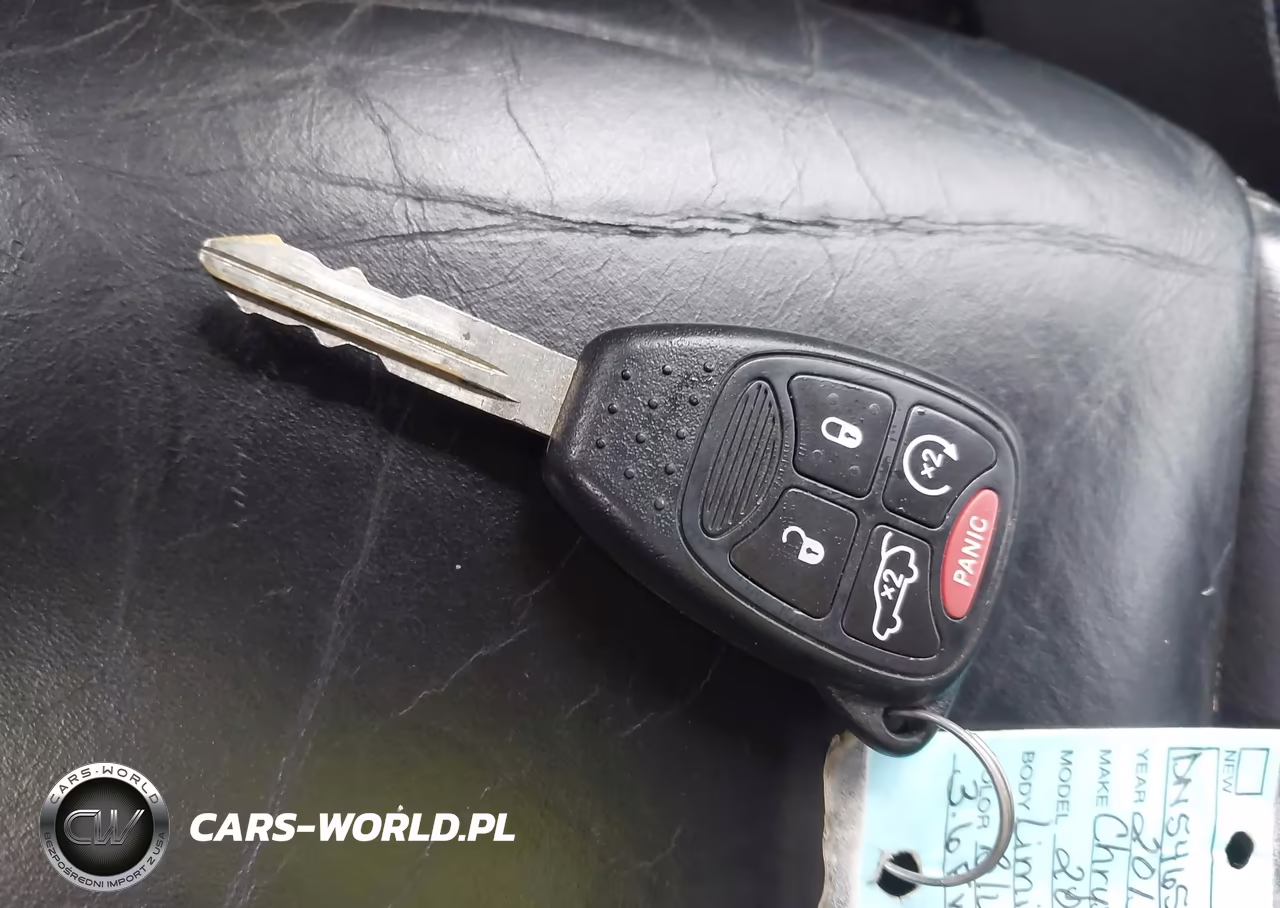 2013 Chrysler 200 Limited VIN:1C3CCBCG9DN546530 - 11