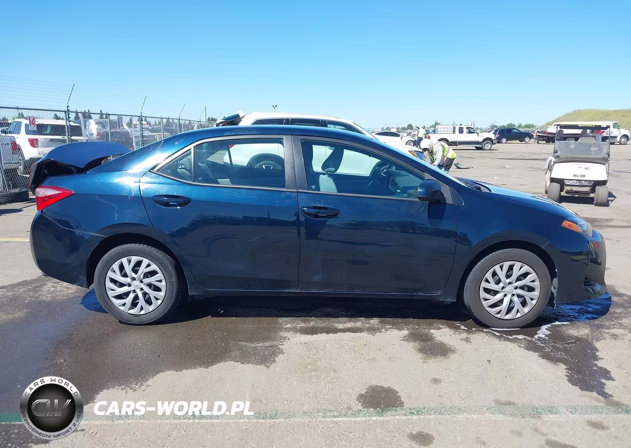 2017 Toyota Corolla Le VIN:2T1BURHE7HC824547 - 13