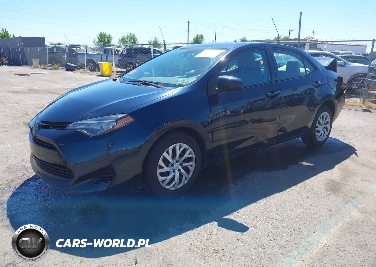 2017 Toyota Corolla Le VIN:2T1BURHE7HC824547 - 2