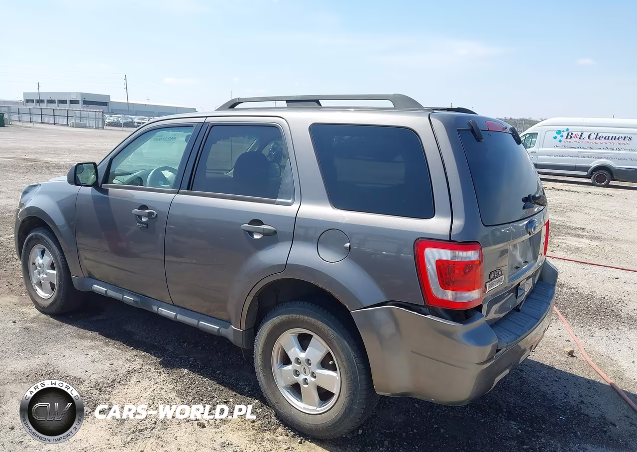 2012 Ford Escape Xlt VIN:1FMCU0D7XCKC18119 - 3