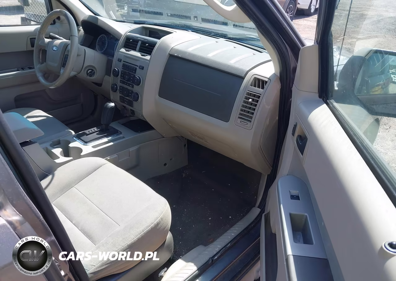 2012 Ford Escape Xlt VIN:1FMCU0D7XCKC18119 - 5