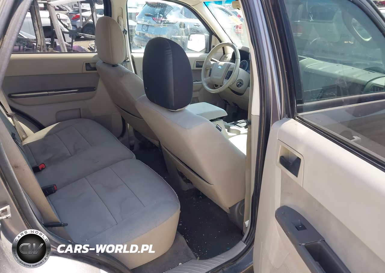 2012 Ford Escape Xlt VIN:1FMCU0D7XCKC18119 - 8
