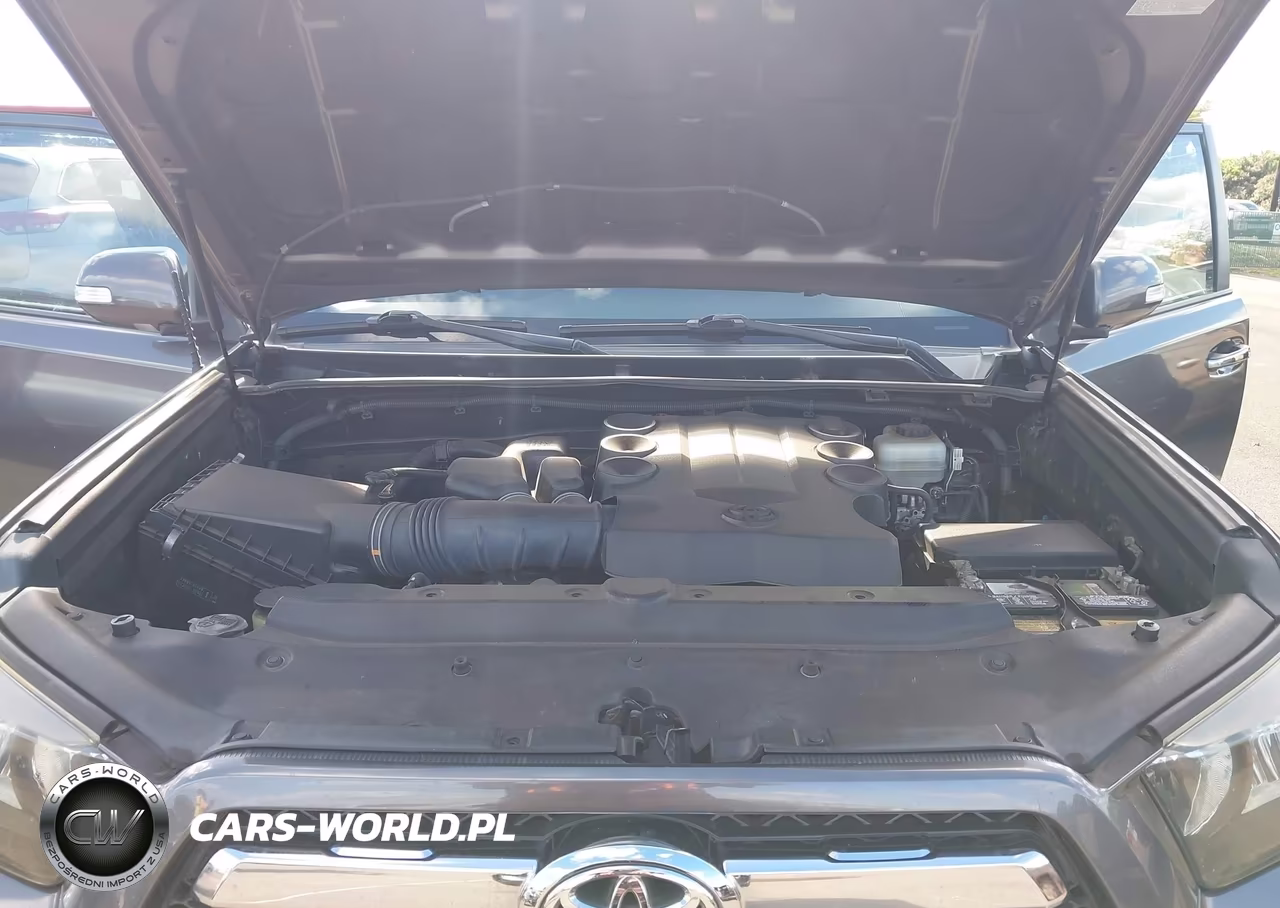 2011 Toyota 4Runner Limited V6-Sr5 V6 VIN:JTEZU5JR3B5021142 - 10
