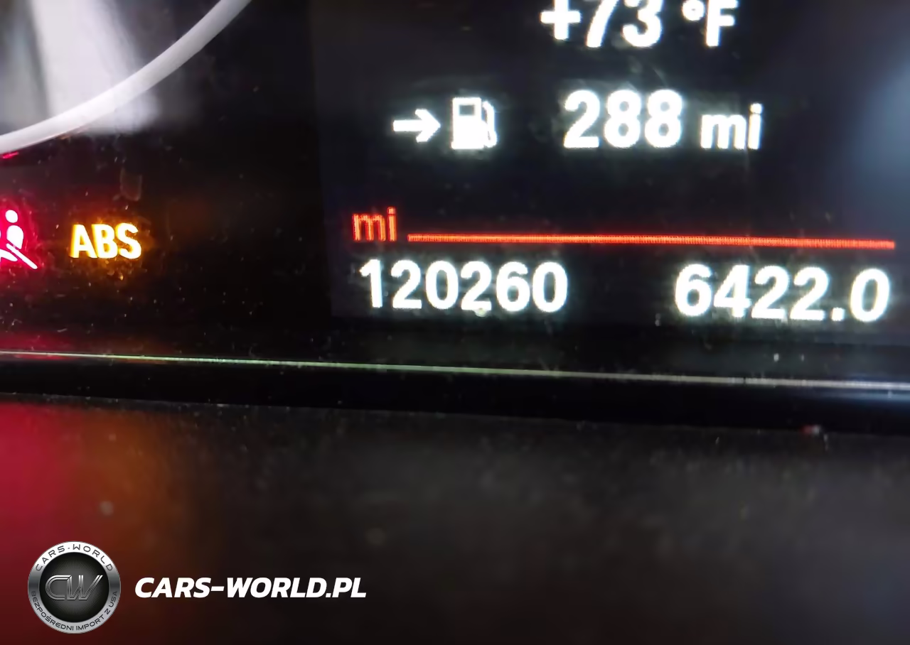 2018 BMW 330I xDrive VIN:WBA8D9C53JEM33588 - 15