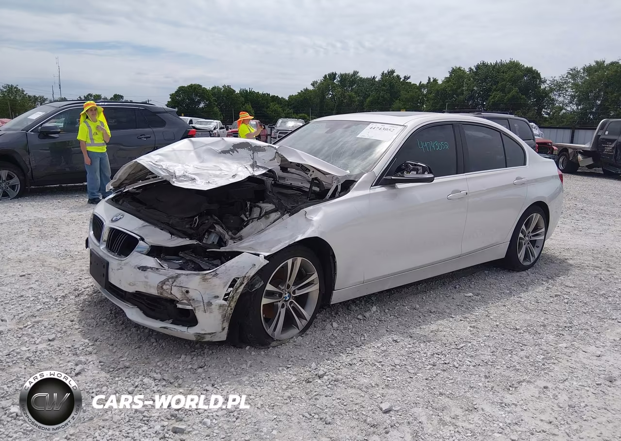 2018 BMW 330I xDrive VIN:WBA8D9C53JEM33588 - 2