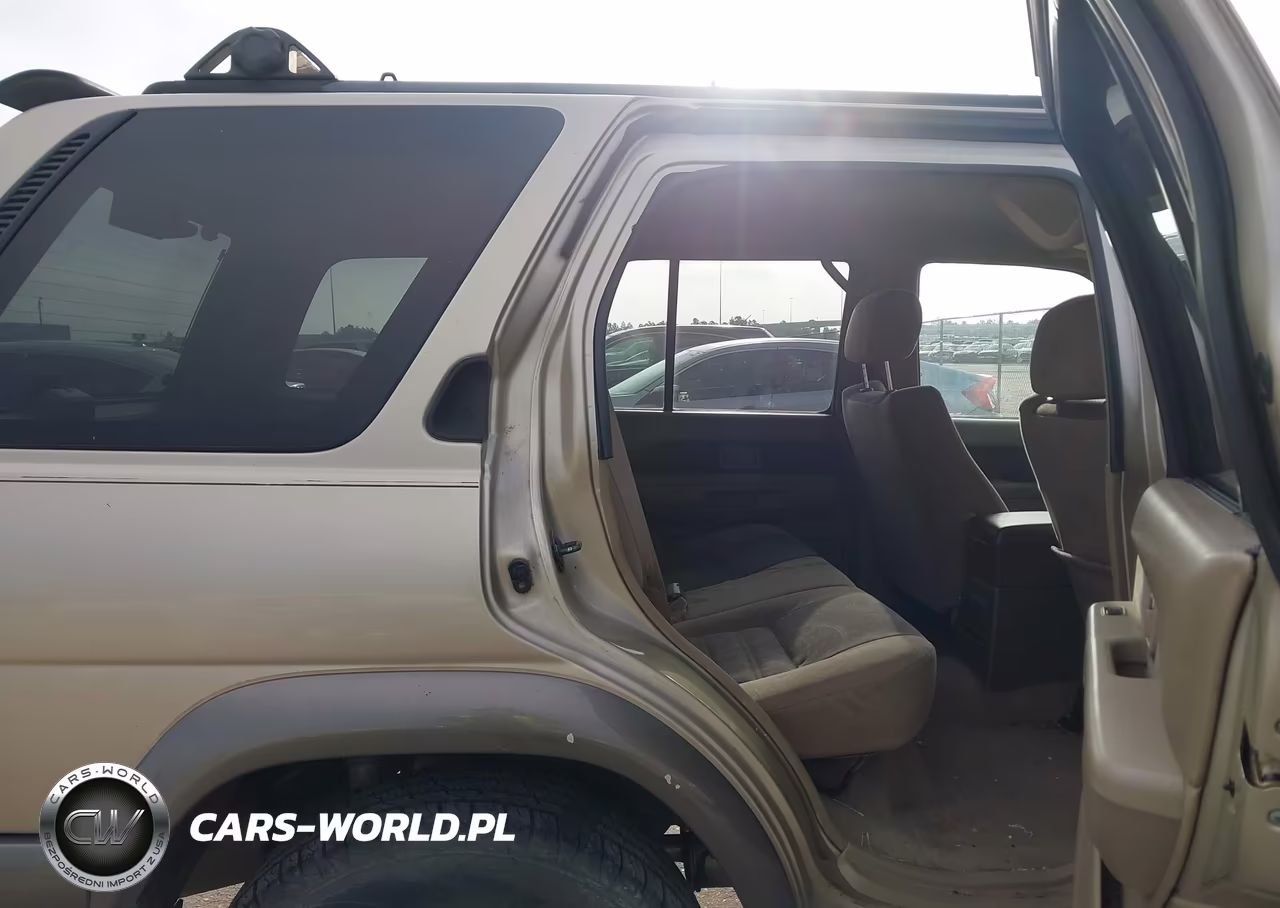 1999 Nissan Pathfinder Le-Se-Xe VIN:JN8AR07S0XW364058 - 18