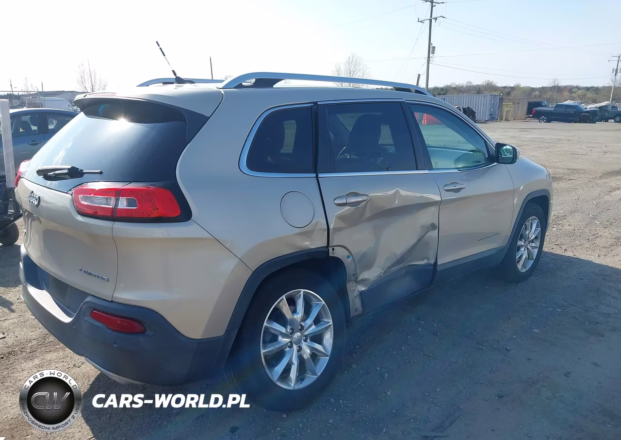 2015 Jeep Cherokee Limited VIN:1C4PJMDS3FW685745 - 4