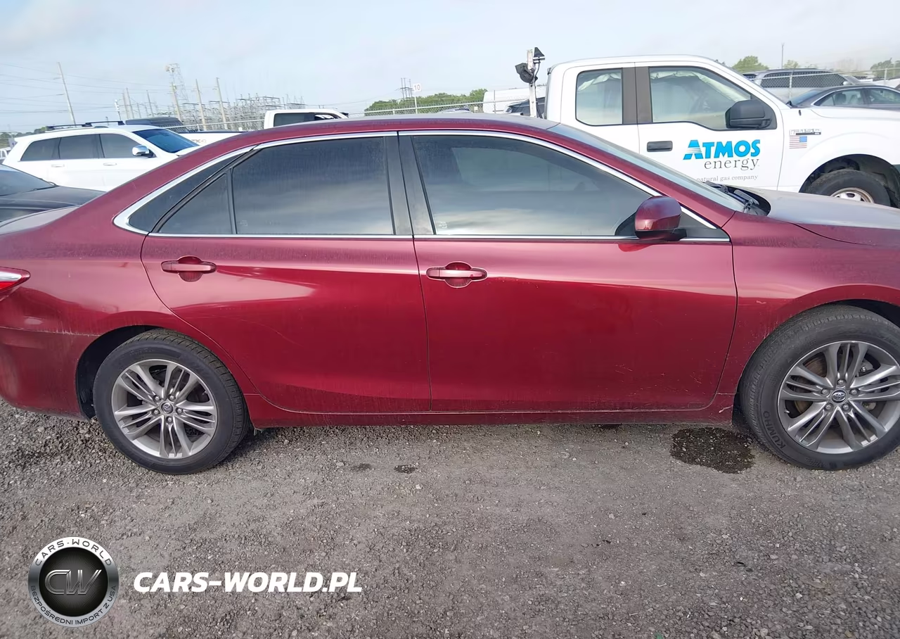 2015 Toyota Camry Se VIN:4T1BF1FKXFU910015 - 13