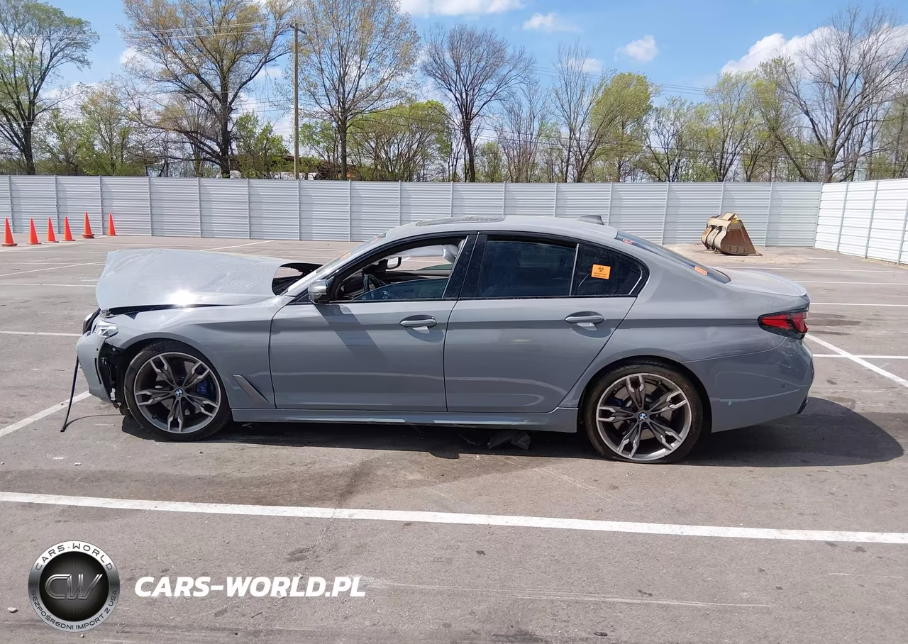 BMW M550I VIN:WBA13BK00MCF52008 - 14