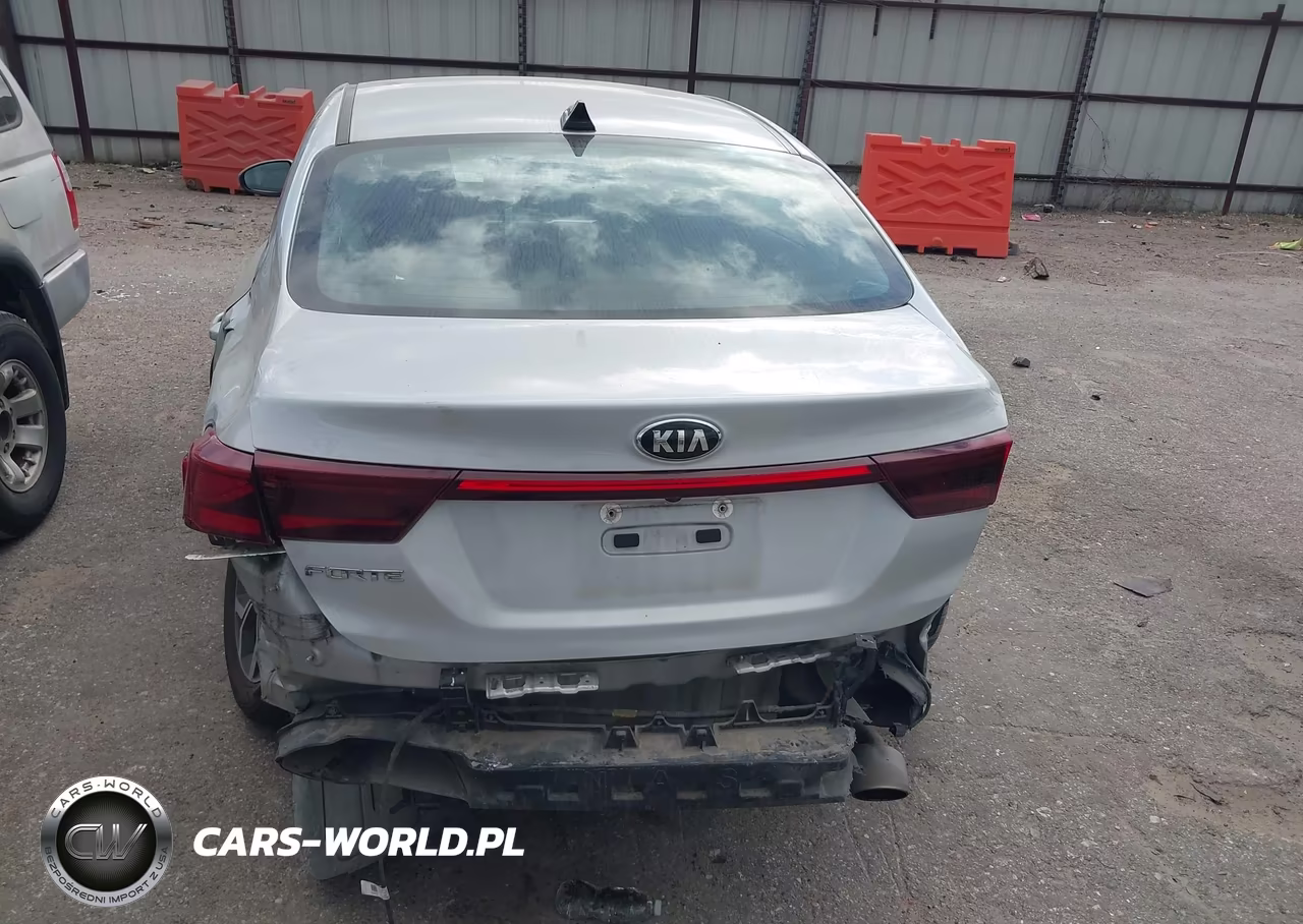 2021 Kia Forte Lxs VIN:3KPF24AD2ME331933 - 6