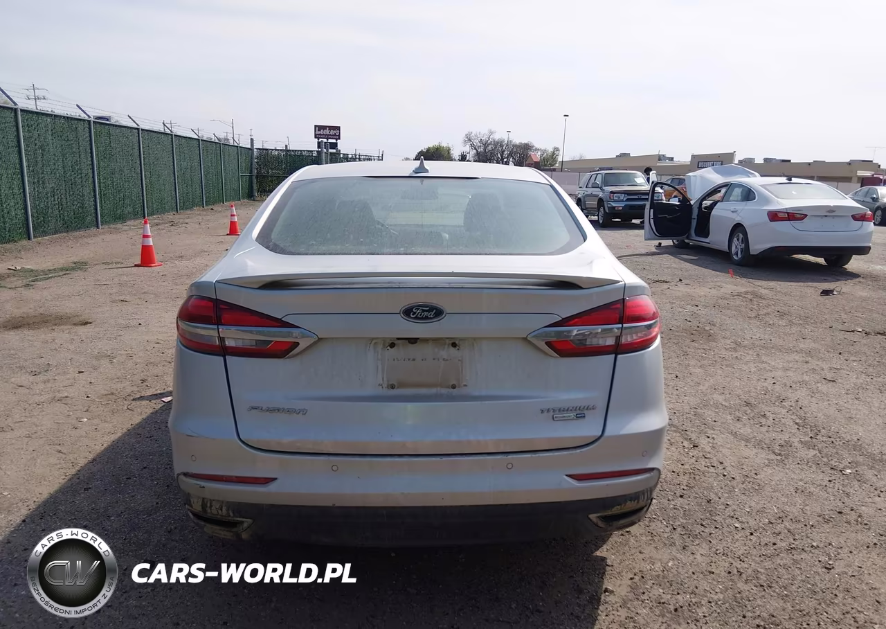 2019 Ford Fusion Titanium VIN:3FA6P0D97KR184537 - 17