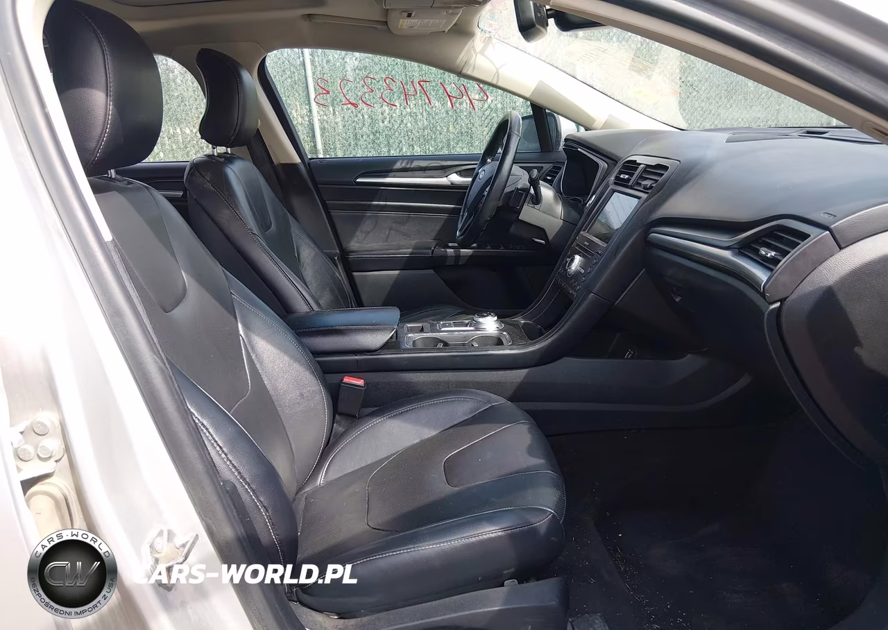 2019 Ford Fusion Titanium VIN:3FA6P0D97KR184537 - 5