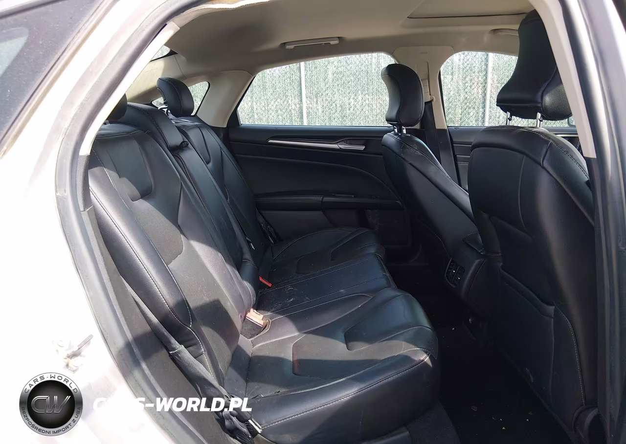 2019 Ford Fusion Titanium VIN:3FA6P0D97KR184537 - 8