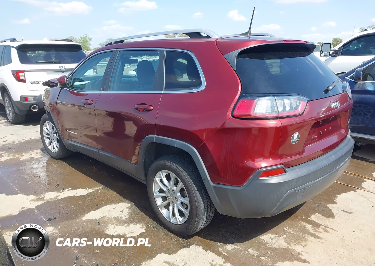 2019 Jeep Cherokee Latitude Fwd VIN:1C4PJLCB1KD373490 - 3