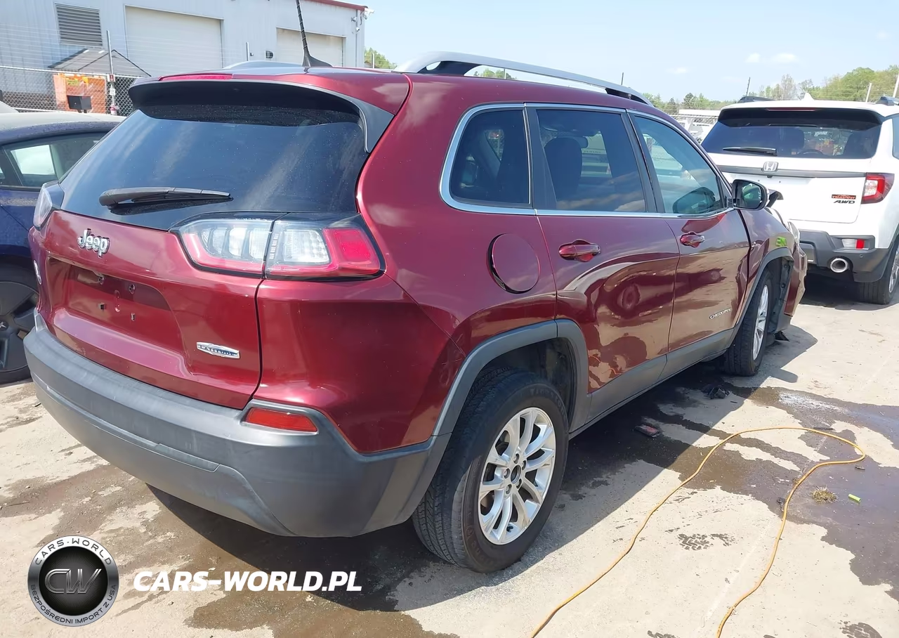 2019 Jeep Cherokee Latitude Fwd VIN:1C4PJLCB1KD373490 - 4