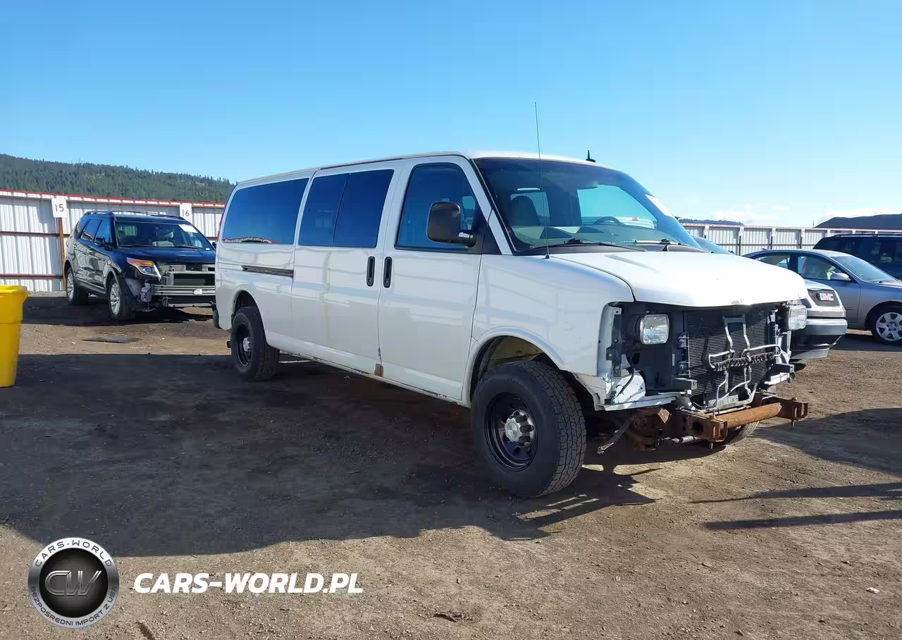2015 Chevrolet Express 3500 Ls