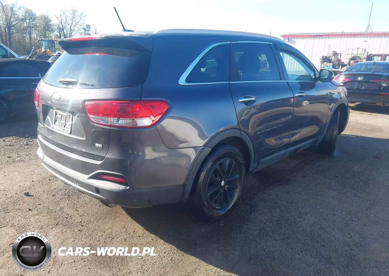 2017 Kia Sorento 2.4L Lx VIN:5XYPG4A38HG220521 - 4