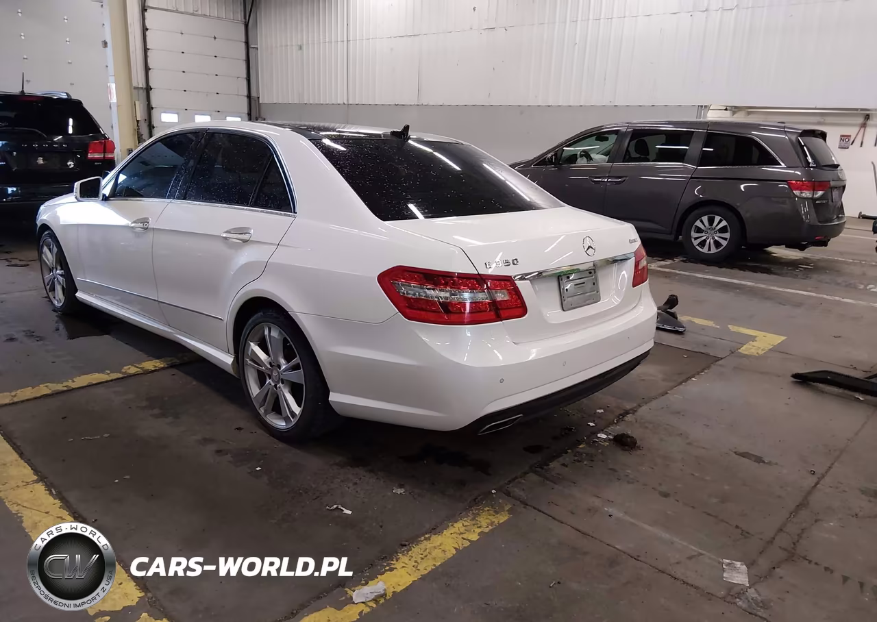 2013 Mercedes-Benz E 350 4Matic VIN:WDDHF8JB1DA735317 - 3