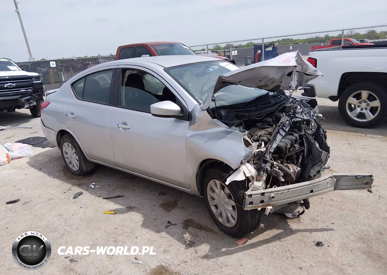 2018 Nissan Versa 1.6 Sv