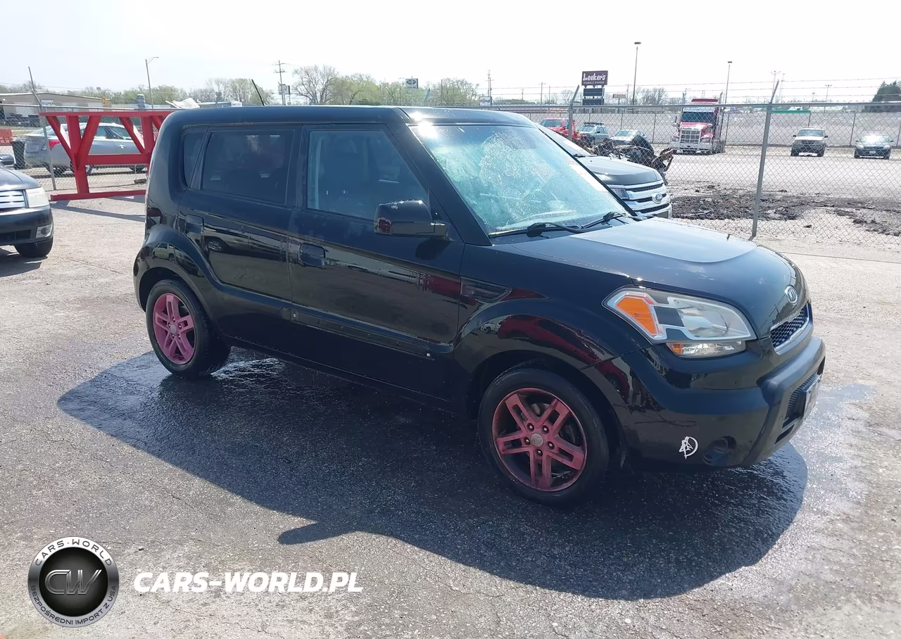 2010 Kia Soul +