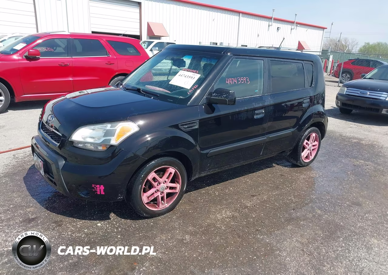 2010 Kia Soul + VIN:KNDJT2A22A7187757 - 2