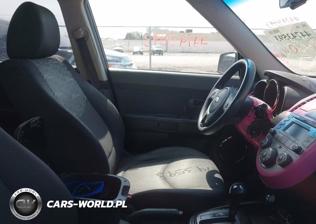2010 Kia Soul + VIN:KNDJT2A22A7187757 - 5