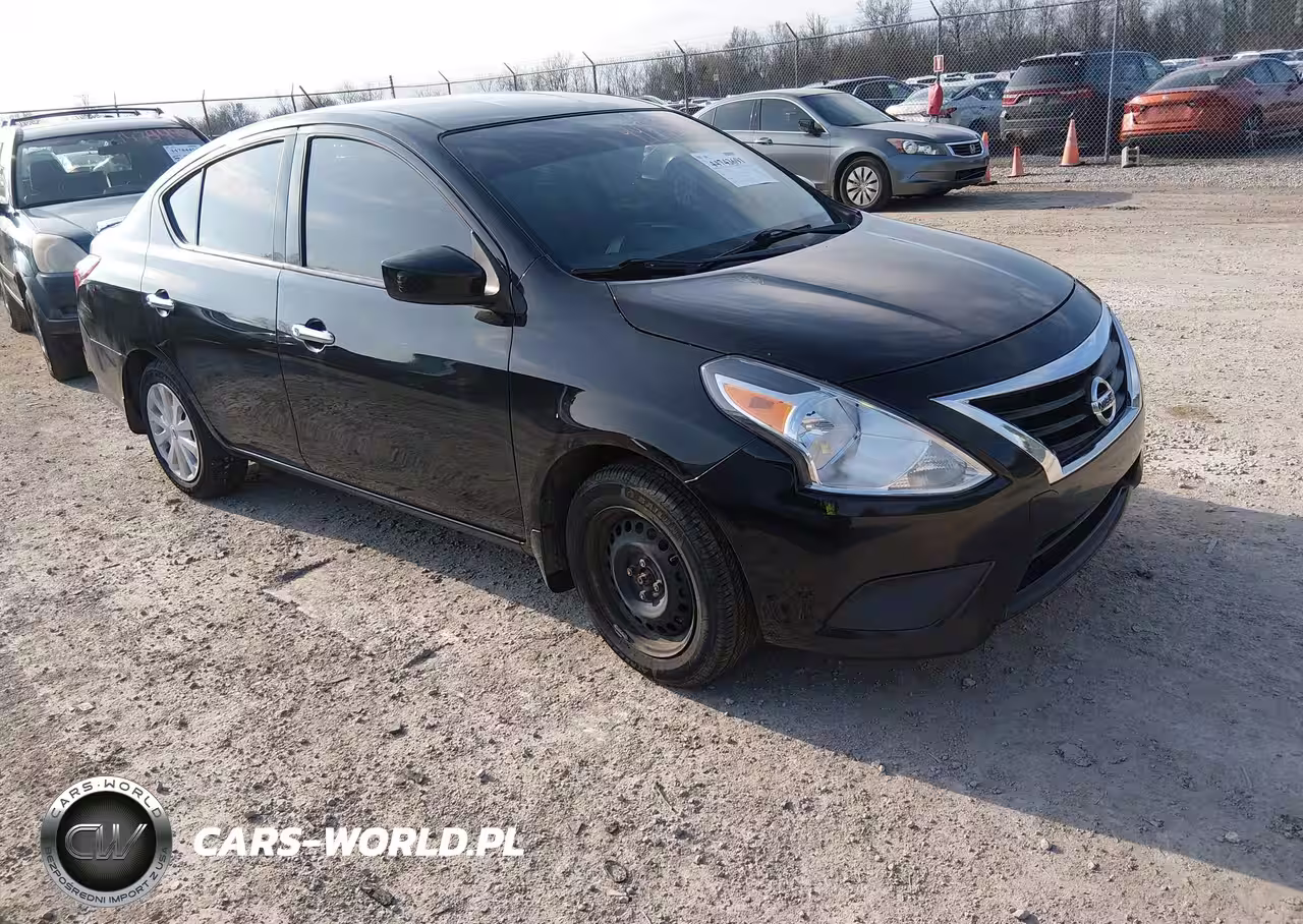 2018 Nissan Versa 1.6 Sv