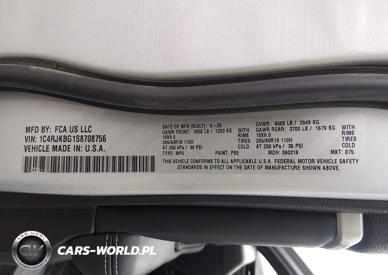 2025 Jeep Grand Cherokee L Limited 4X4 VIN:1C4RJKBG1S8708756 - 9