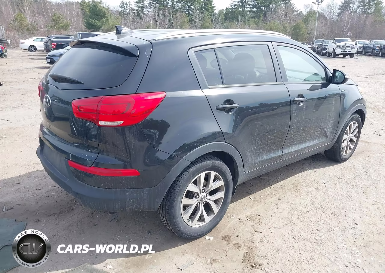 2015 Kia Sportage Lx VIN:KNDPBCAC3F7781762 - 4