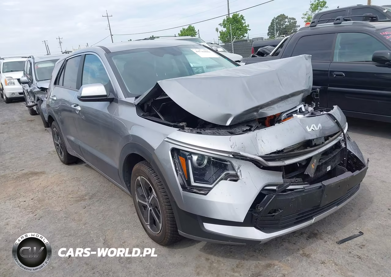 2024 Kia Niro Lx