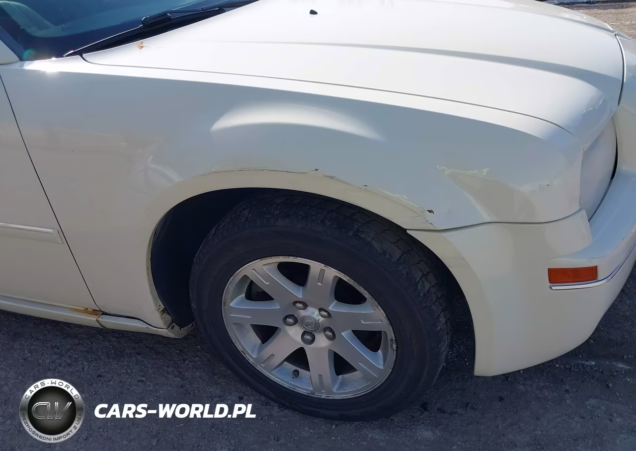 2007 Chrysler 300 VIN:2C3KA53G17H659436 - 13